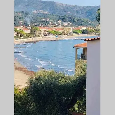 Cozy Golea Mare - With Sea View Diano Marina